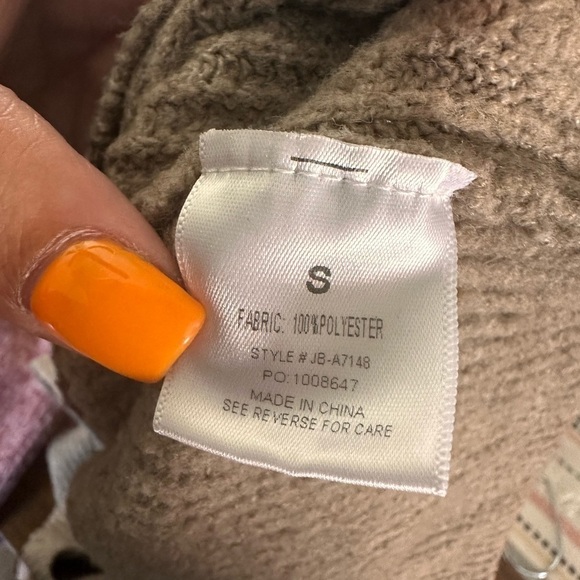 PINK Lily Mocha/White Colorblock Sweater - Picture 6 of 6